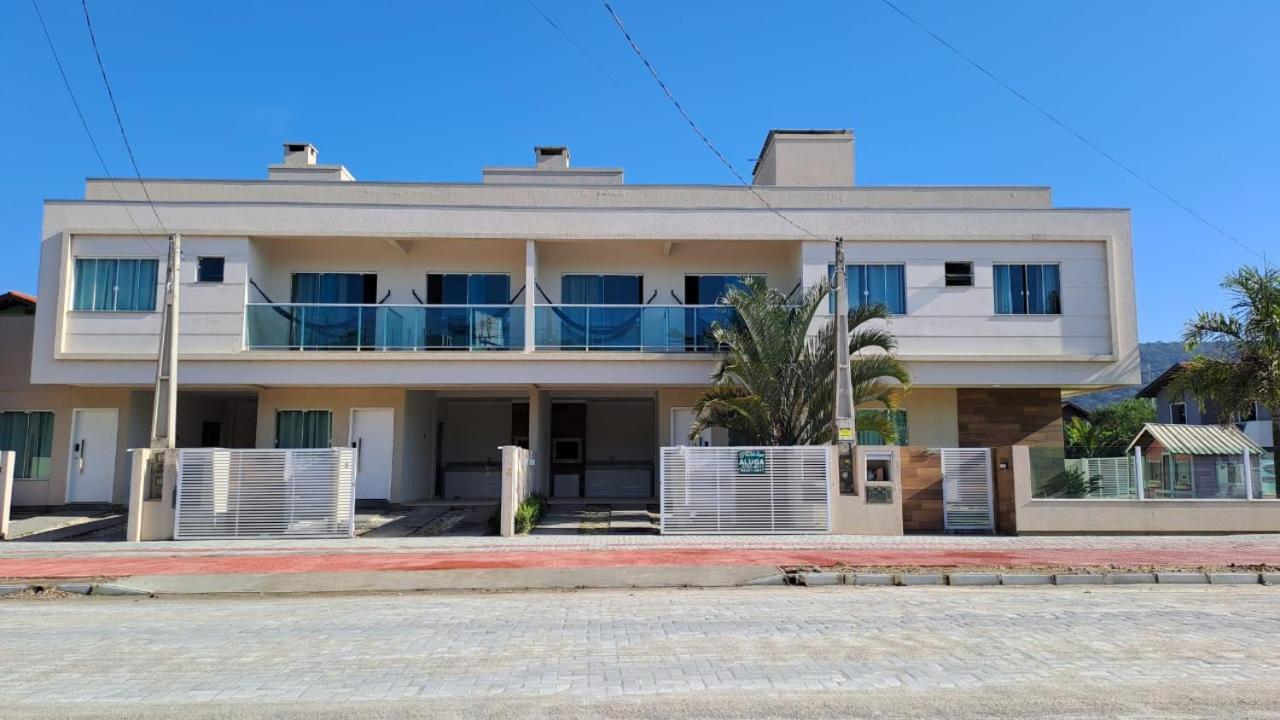 Casas Para Locacao Em Bombinhas Luaran gambar